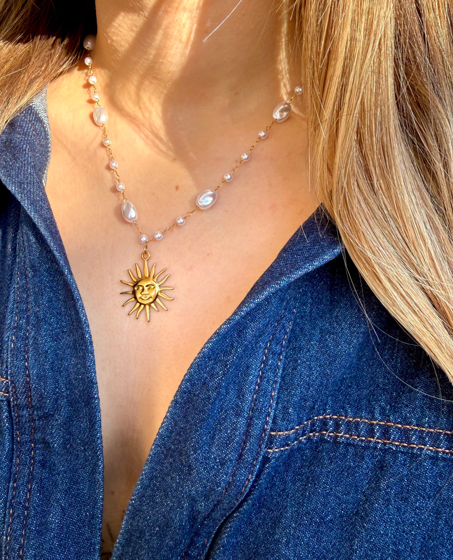 Collier soleil et perles