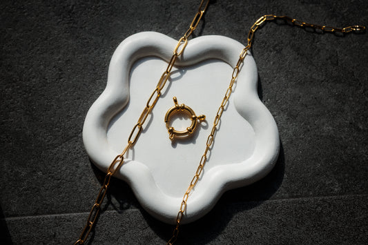 Collier sur mousqueton doré & charm's - Personnalisable