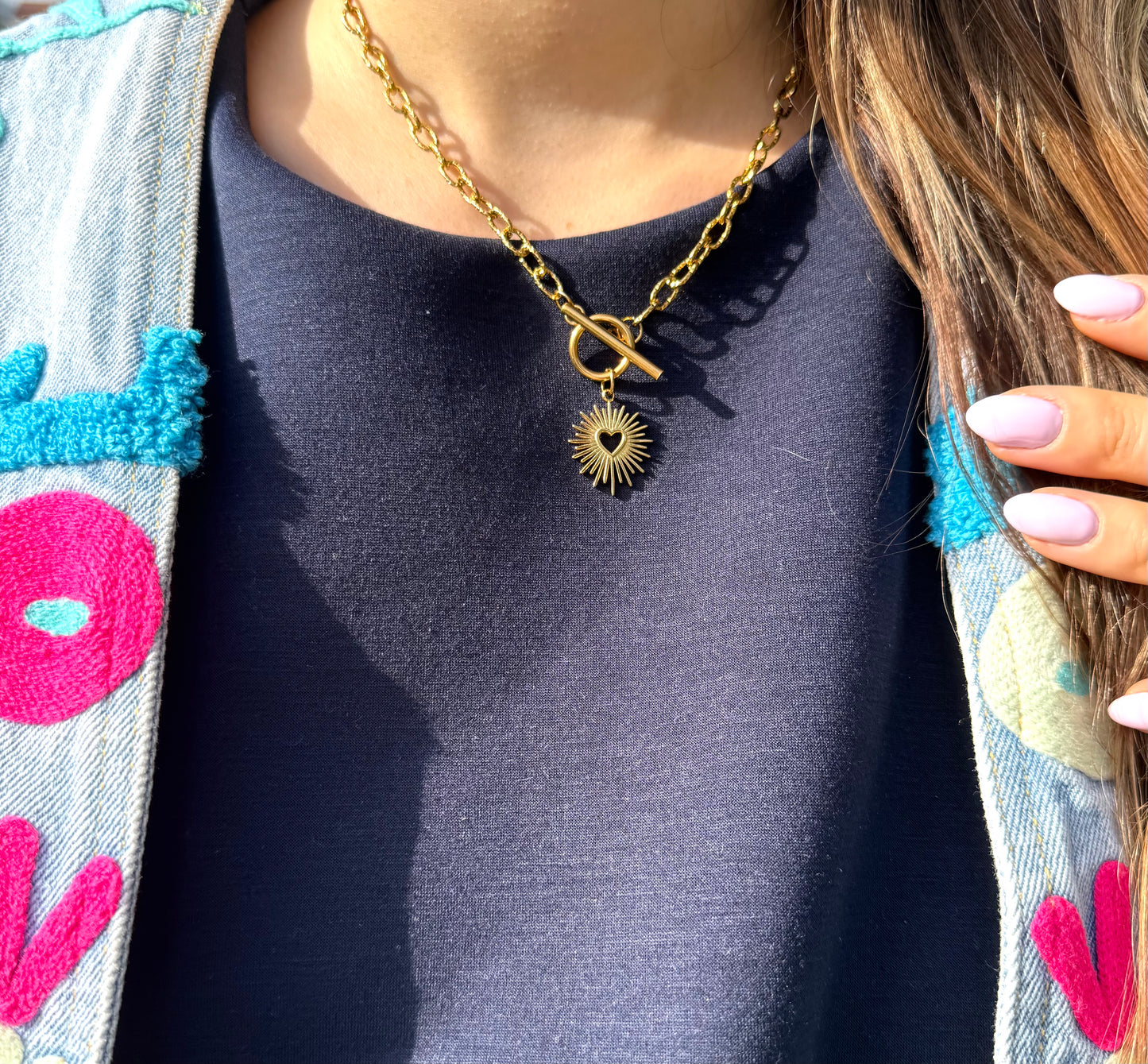 Collier cœur ensoleillé