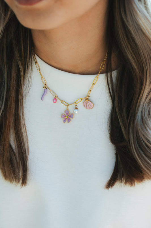 Collier Calvi